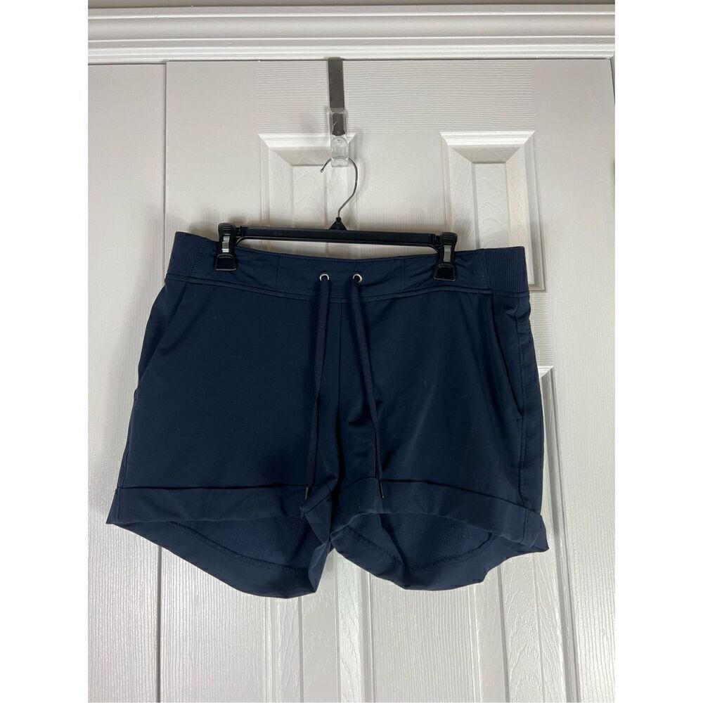 AthletaโWomensโNavyโShortsโSizeโL